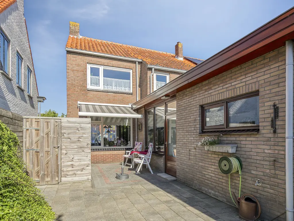 Schoolstraat 12, SINT-ANNALAND