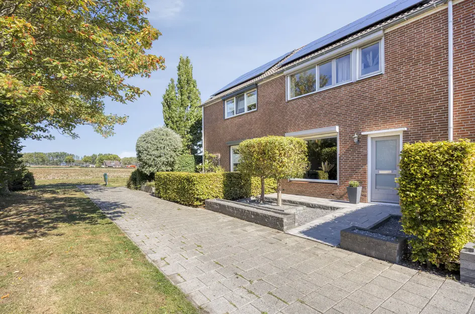 Burgemeester Baasstraat 24