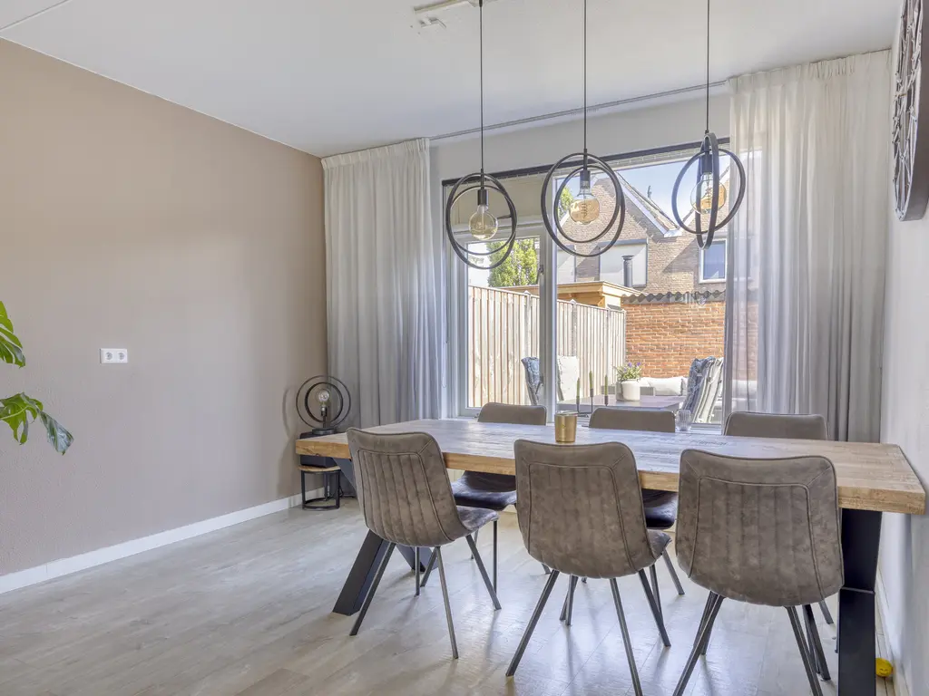 Burgemeester Baasstraat 24, SINT-ANNALAND
