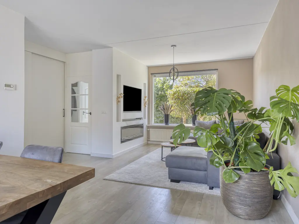 Burgemeester Baasstraat 24, SINT-ANNALAND