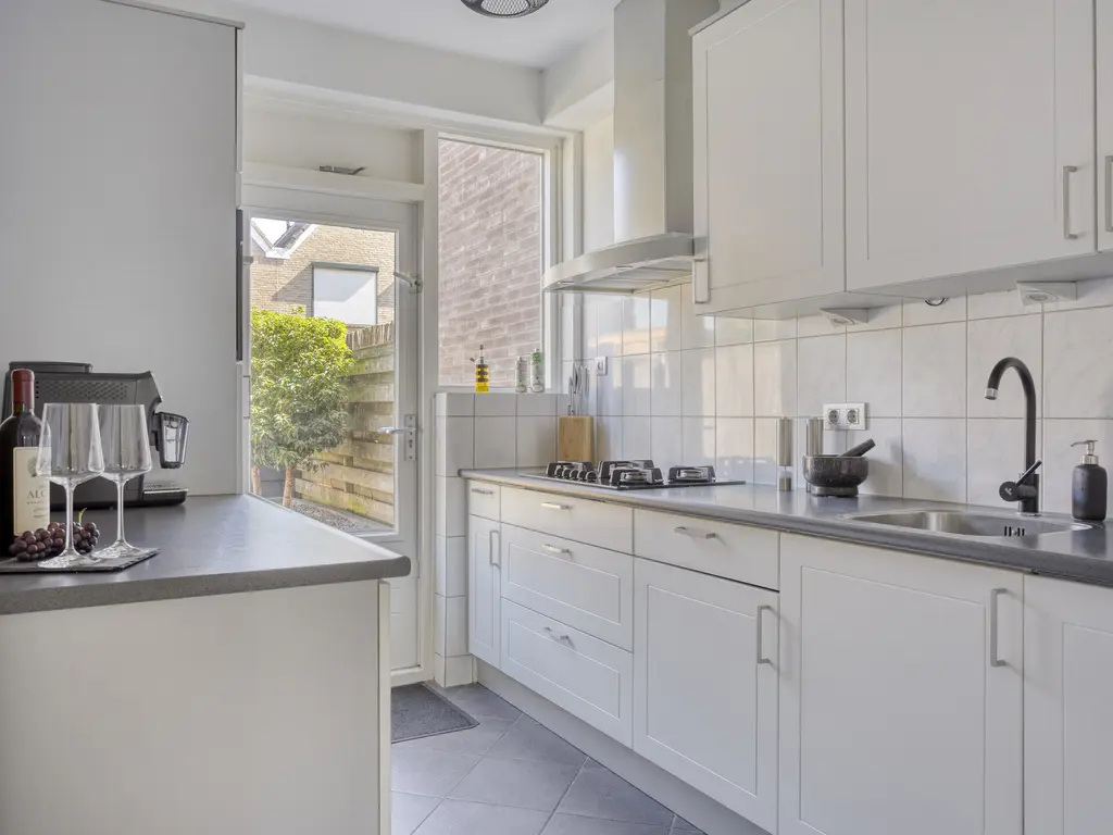 Burgemeester Baasstraat 24, SINT-ANNALAND