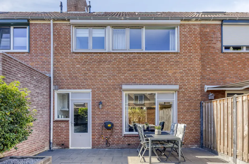 Burgemeester Baasstraat 24