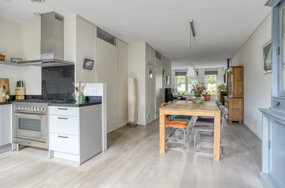 Van Overveststraat 8