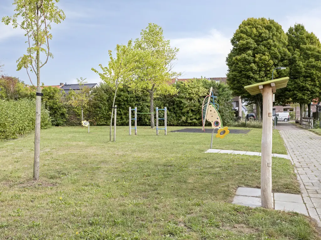 Van Overveststraat 8, OUD-VOSSEMEER