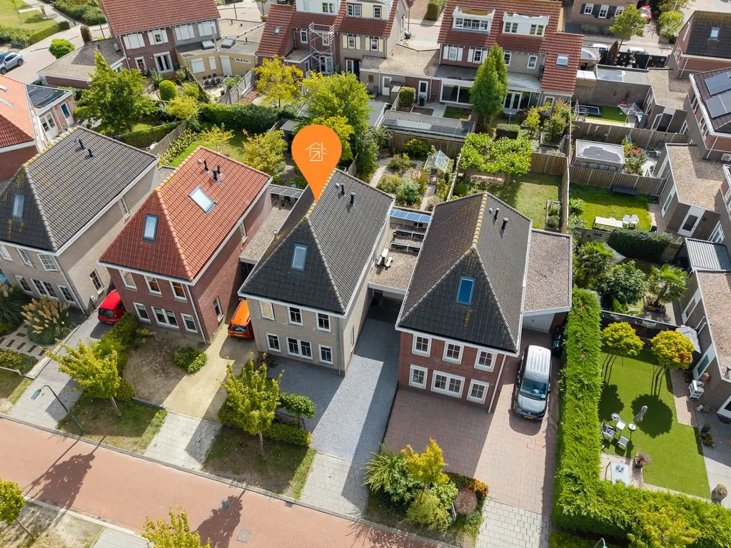 Van Overveststraat 8, OUD-VOSSEMEER