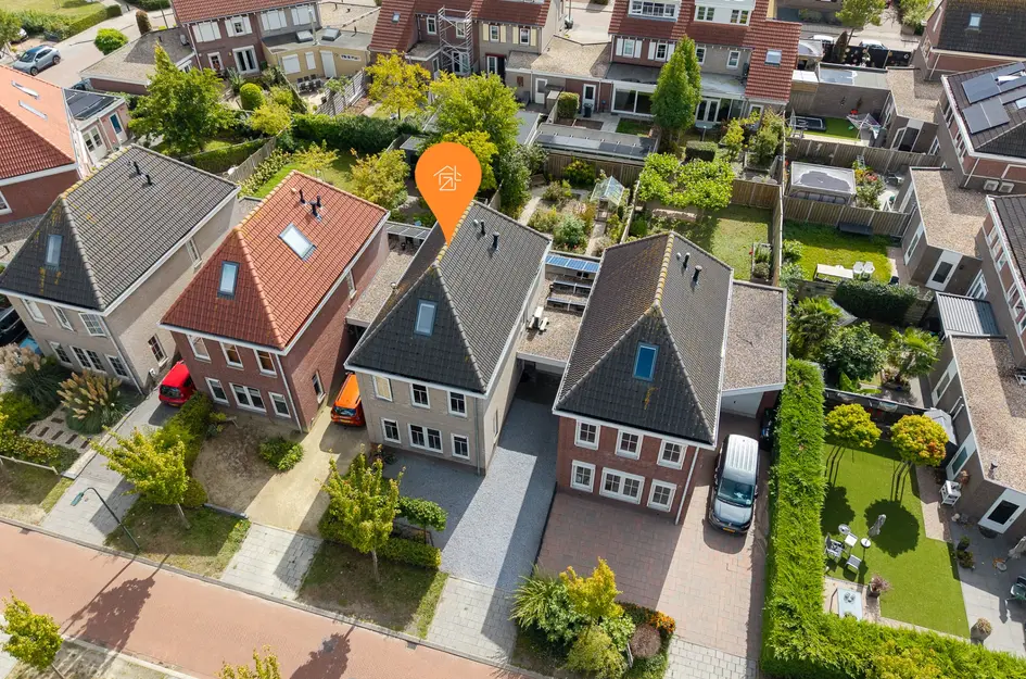 Van Overveststraat 8