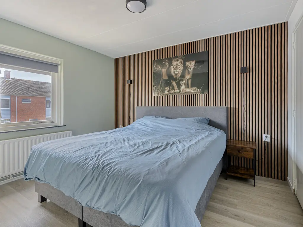 Machteld van Gelrestraat 48, THOLEN
