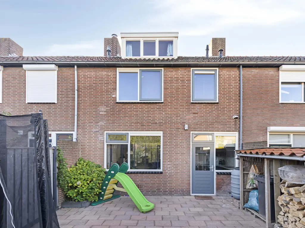 Jan van Bloisstraat 50, THOLEN