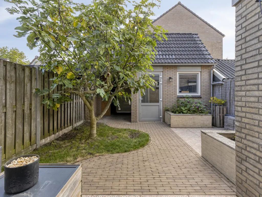 Burgemeester Baasstraat 9, SINT-ANNALAND