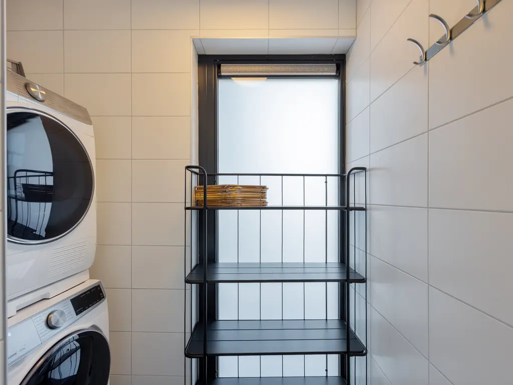 Oesterdam 91, THOLEN