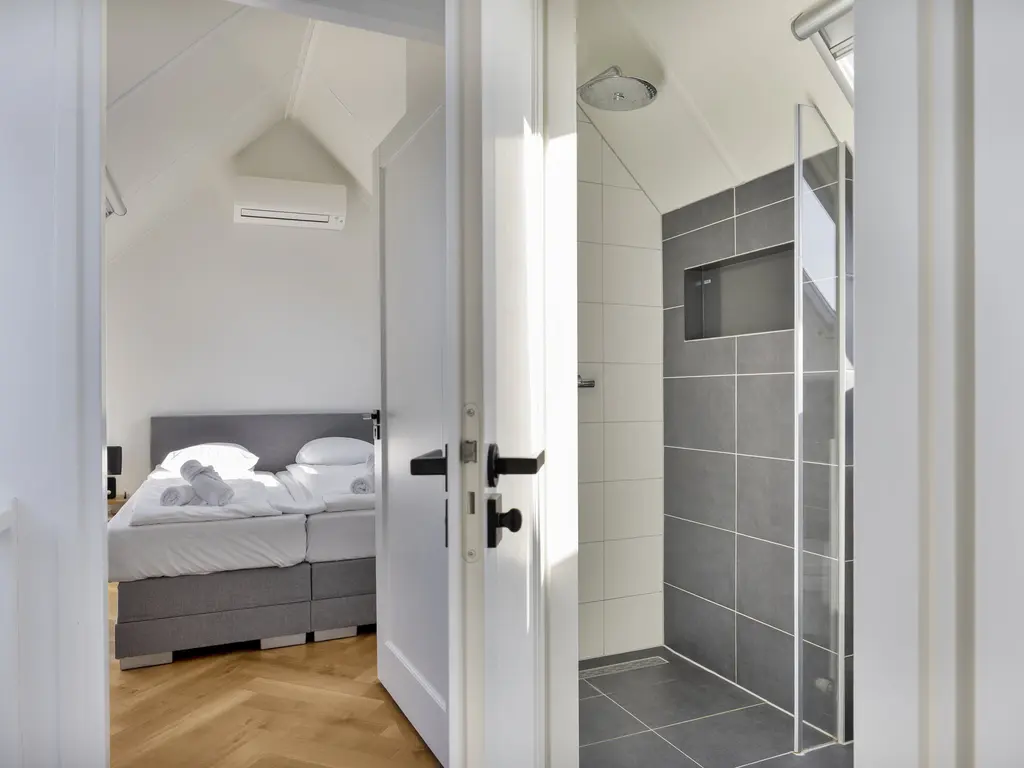 Oesterdam 91, THOLEN