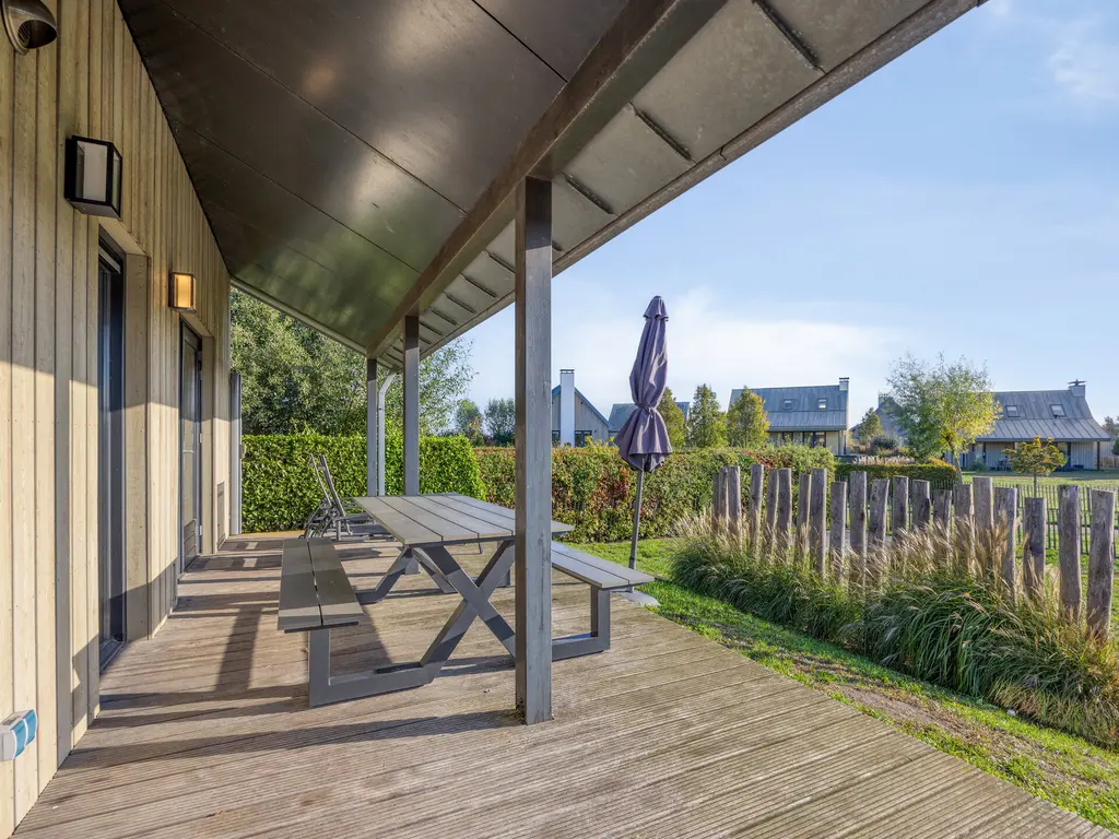 Oesterdam 91, THOLEN