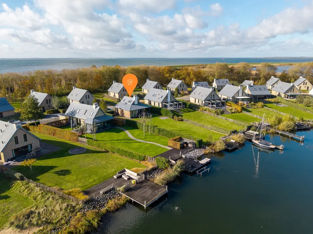 Oesterdam 63, THOLEN