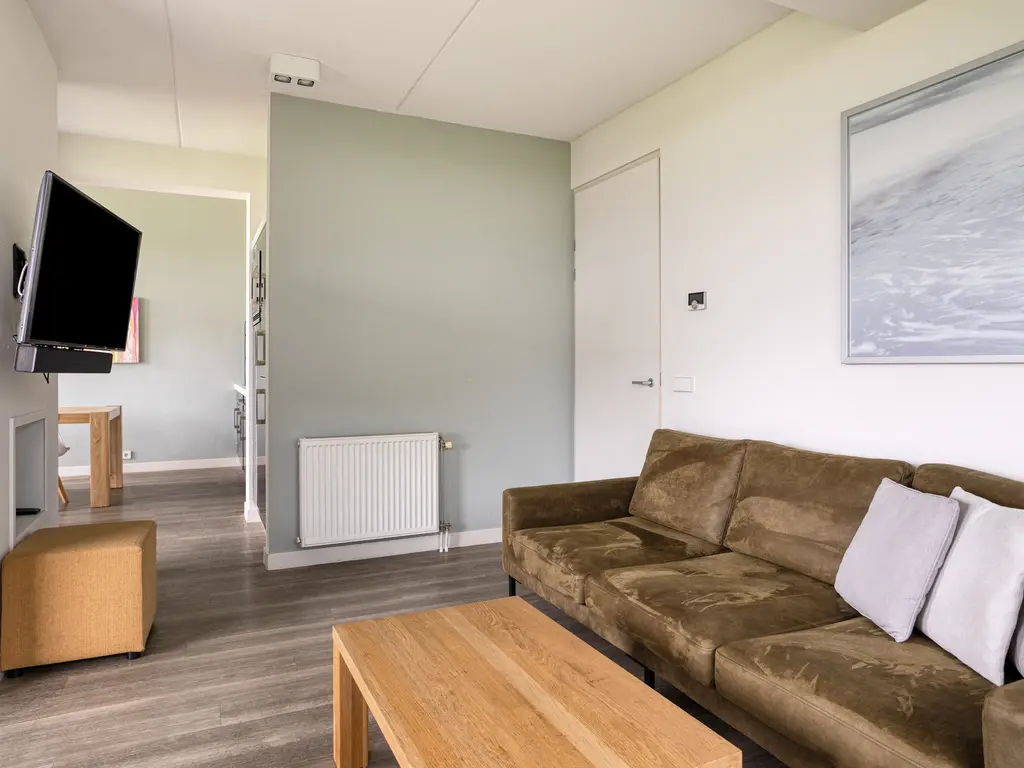 Oesterdam 63, THOLEN