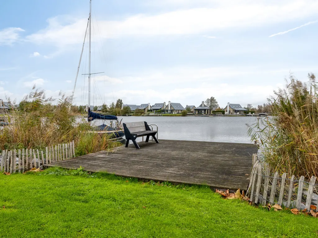 Oesterdam 63, THOLEN