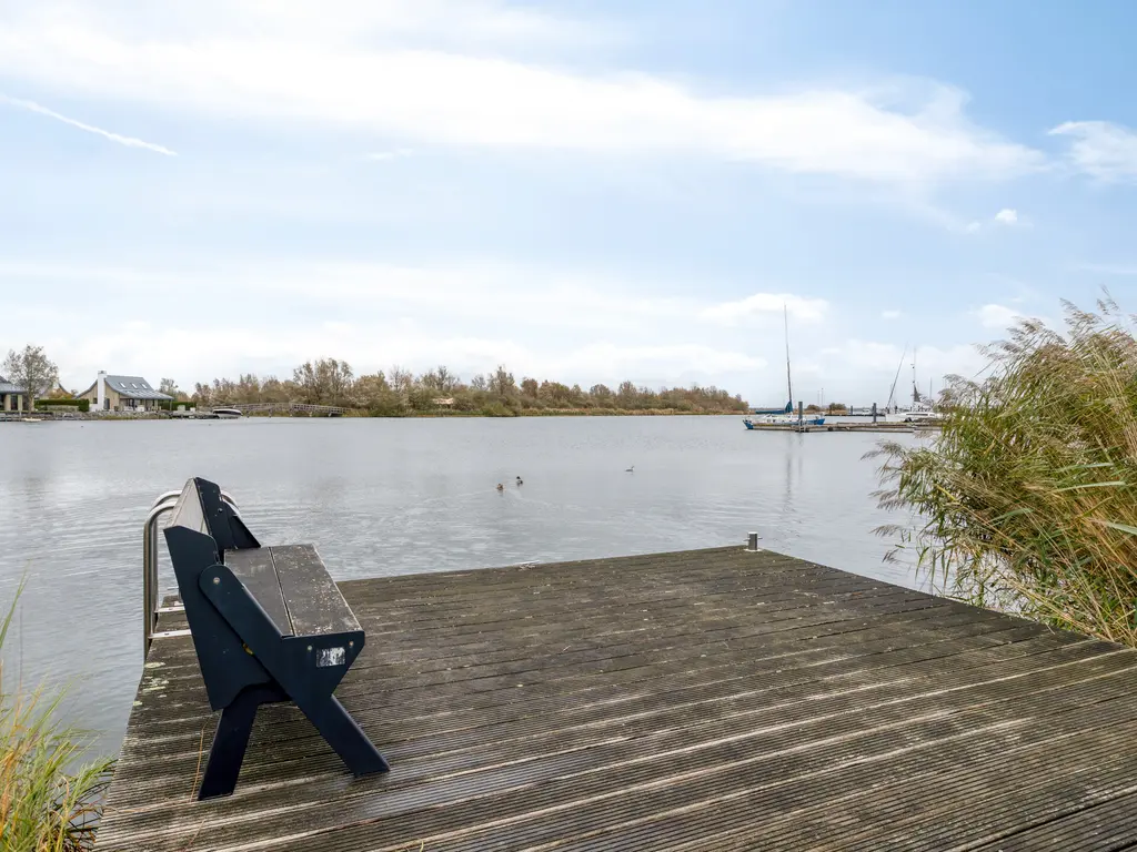 Oesterdam 63, THOLEN