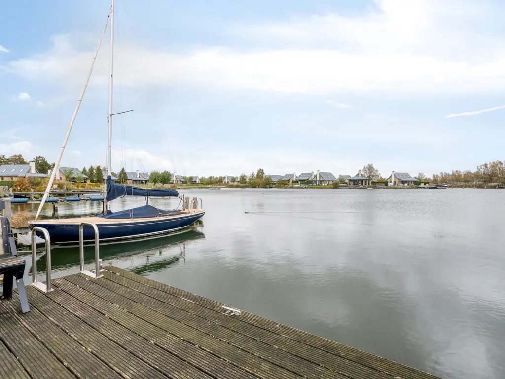 Oesterdam 63, THOLEN