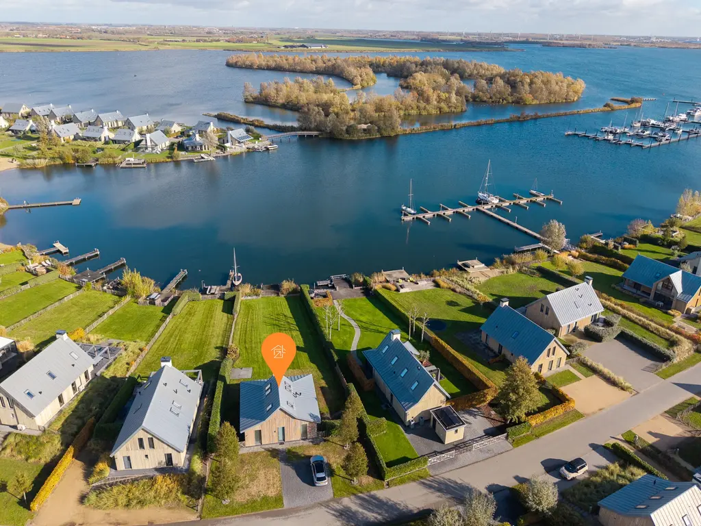 Oesterdam 63, THOLEN