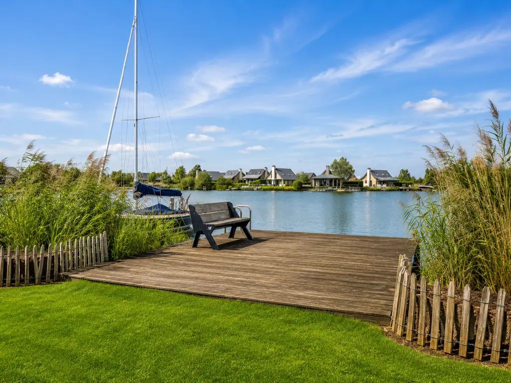 Oesterdam 63, THOLEN