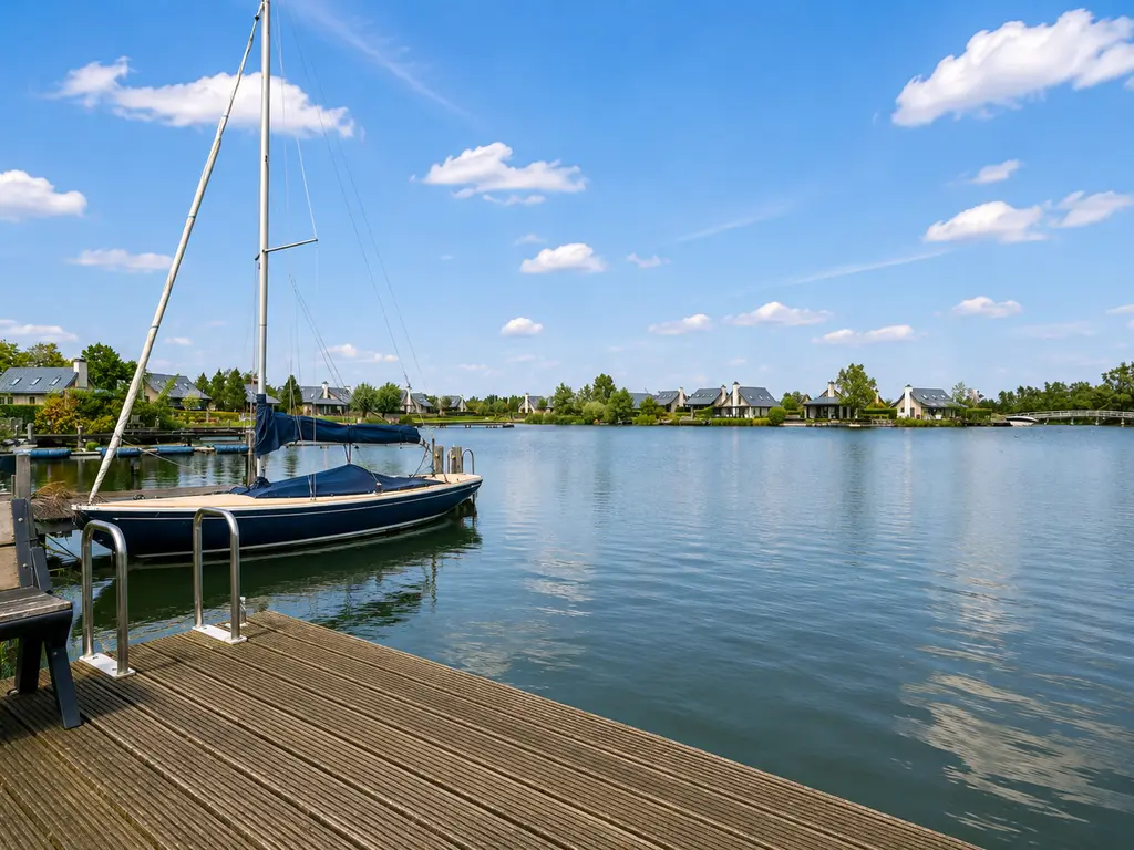 Oesterdam 63, THOLEN