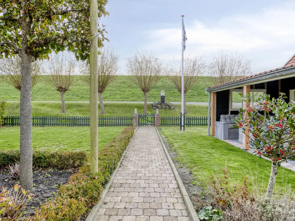 Onder de Zeedijk 10, POORTVLIET