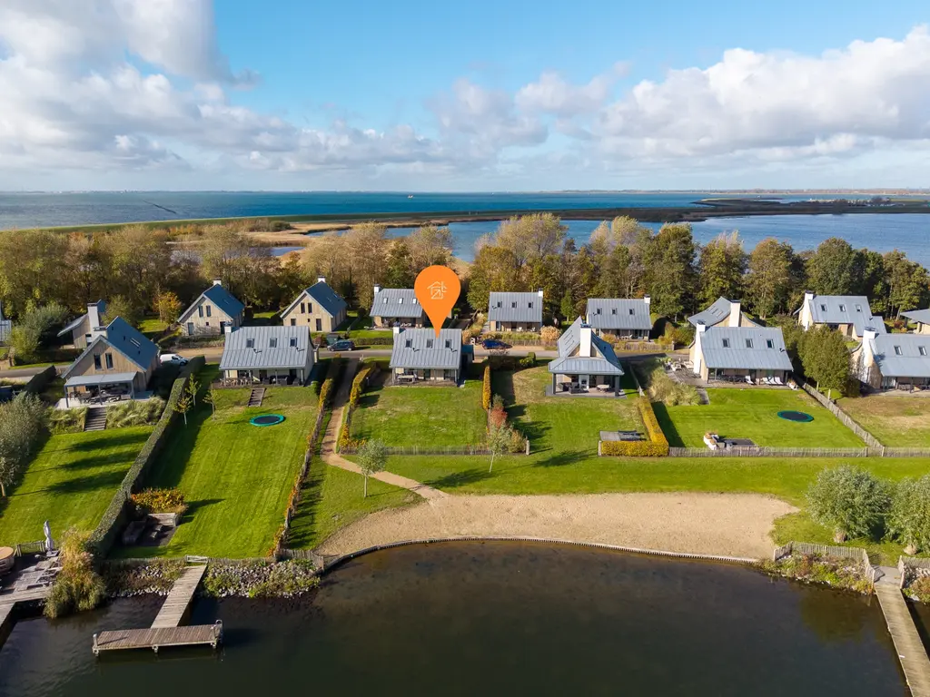 Oesterdam 77, THOLEN