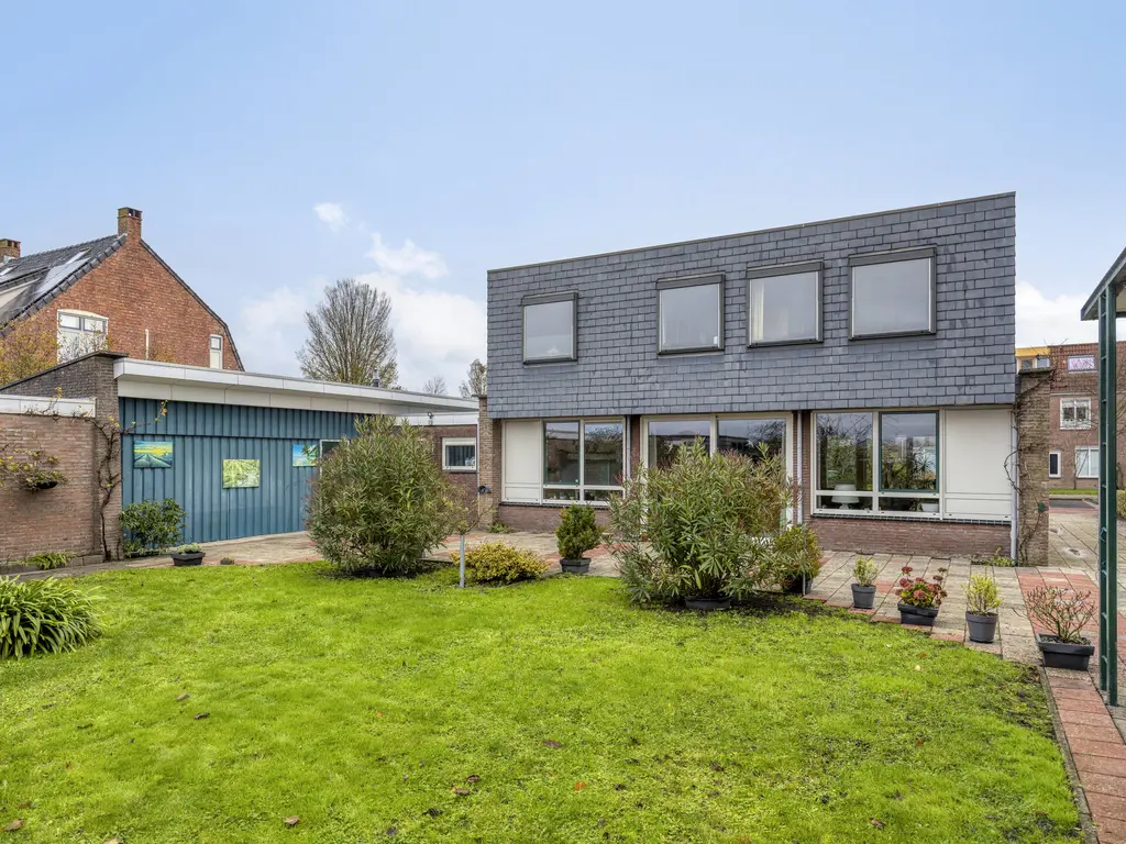 Dorpsweg 11, OUD-VOSSEMEER