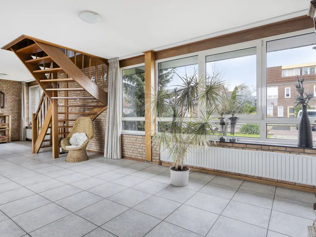 Dorpsweg 11, OUD-VOSSEMEER