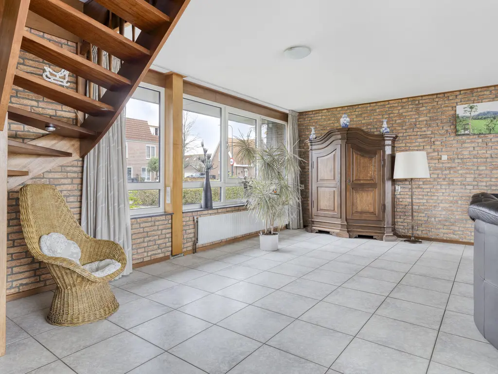 Dorpsweg 11, OUD-VOSSEMEER