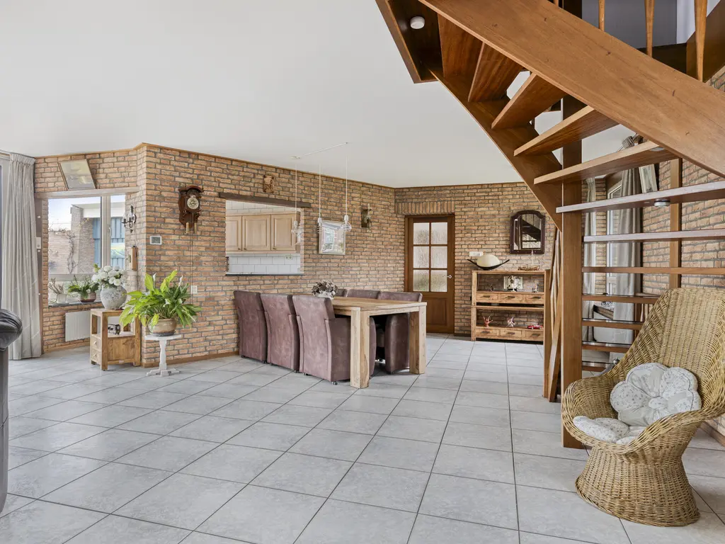 Dorpsweg 11, OUD-VOSSEMEER