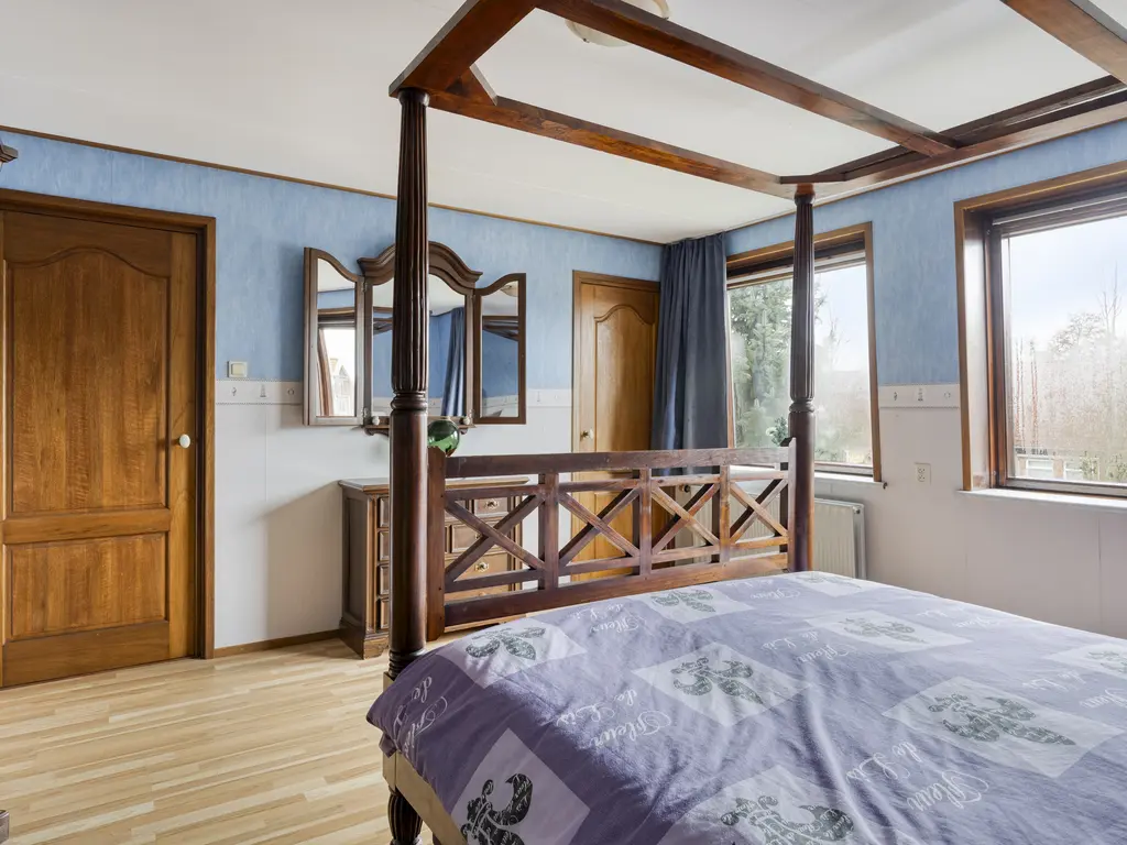 Dorpsweg 11, OUD-VOSSEMEER