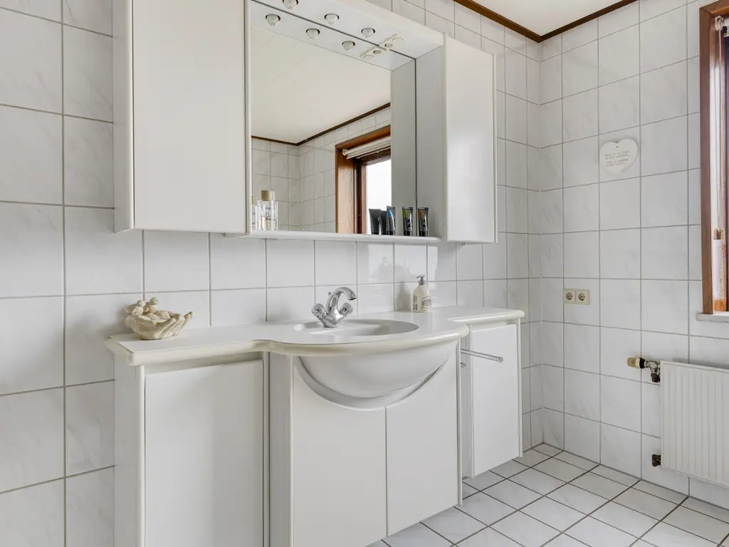 Dorpsweg 11, OUD-VOSSEMEER