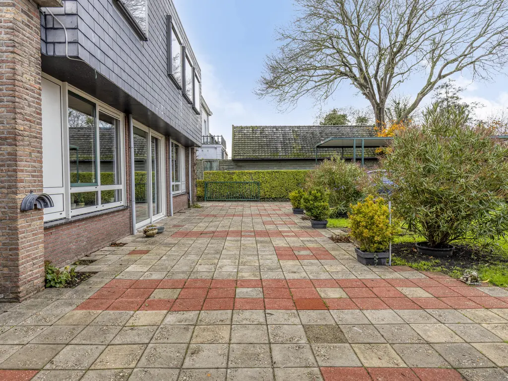 Dorpsweg 11, OUD-VOSSEMEER