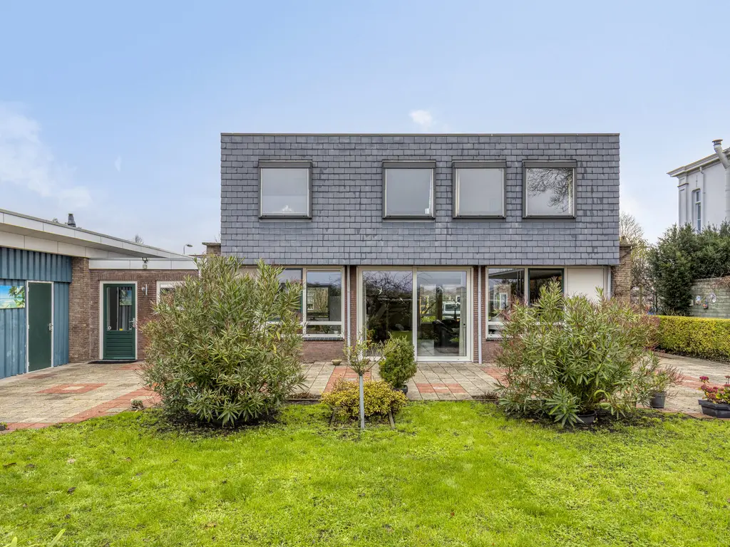 Dorpsweg 11, OUD-VOSSEMEER