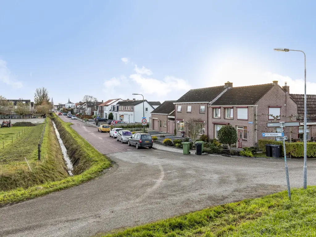 Dorpsweg 11, OUD-VOSSEMEER