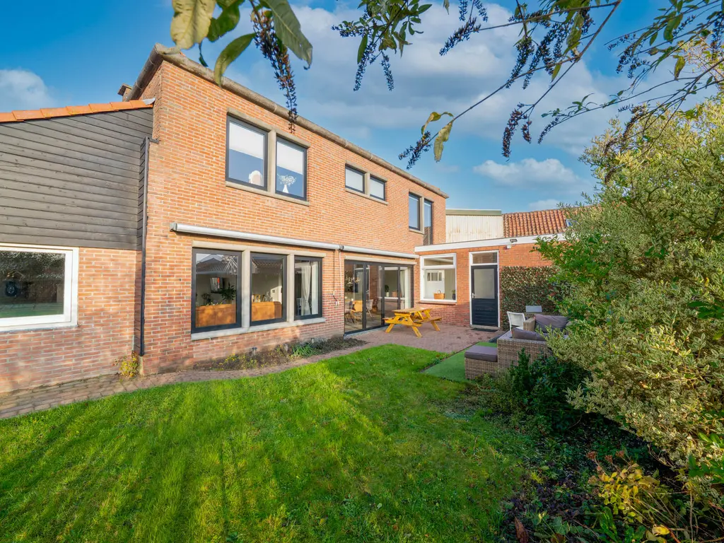 Zuidstraat 1, POORTVLIET