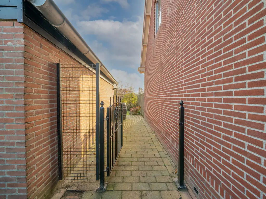 Zuidstraat 1, POORTVLIET