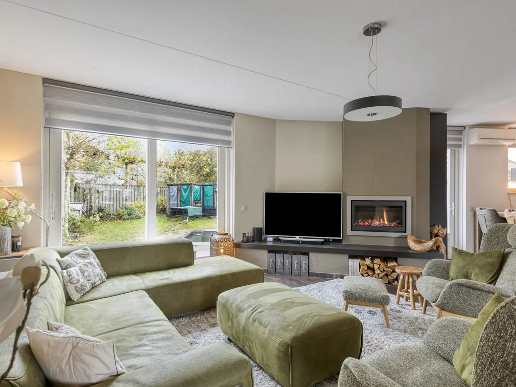 Van Zeylstraat 26, OUD-VOSSEMEER