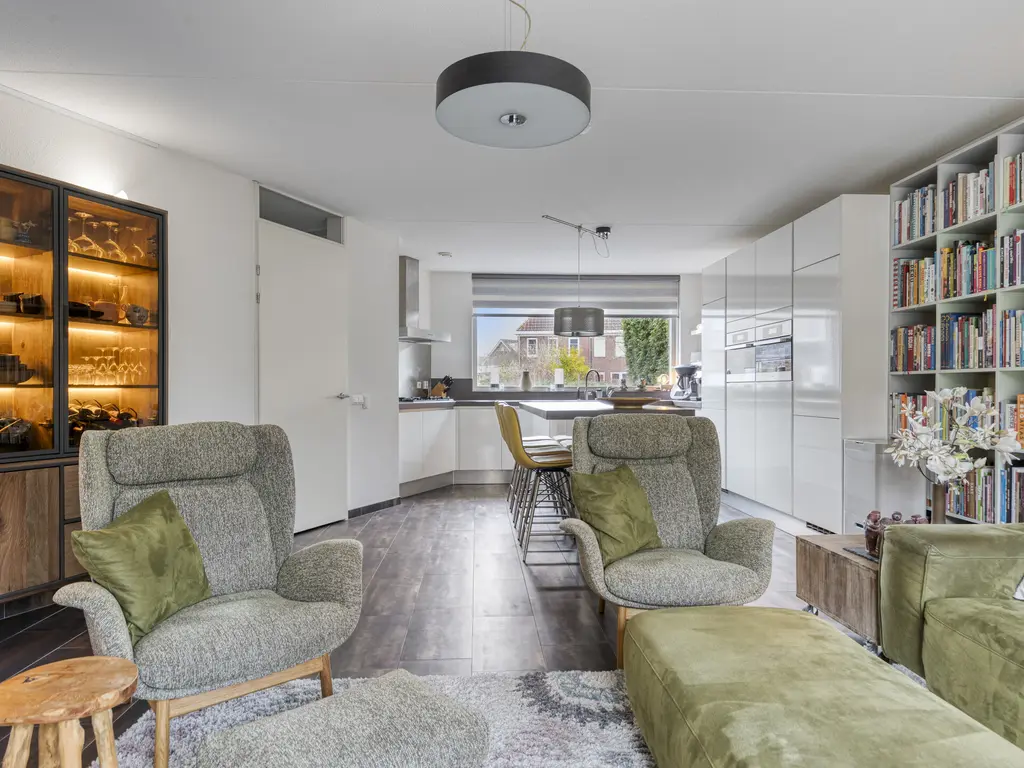 Van Zeylstraat 26, OUD-VOSSEMEER