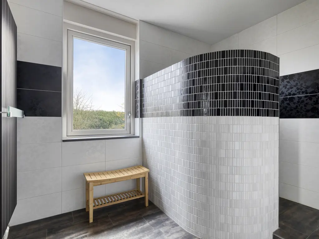 Van Zeylstraat 26, OUD-VOSSEMEER