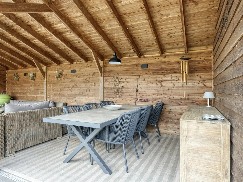 Van Zeylstraat 26, OUD-VOSSEMEER