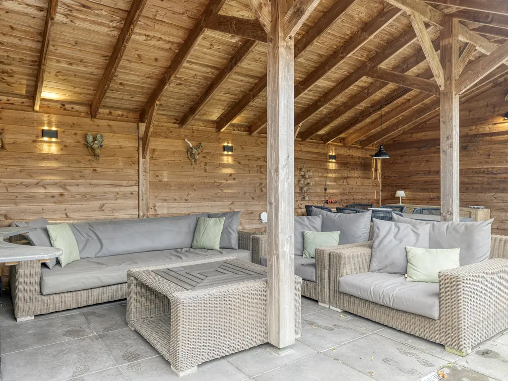 Van Zeylstraat 26, OUD-VOSSEMEER