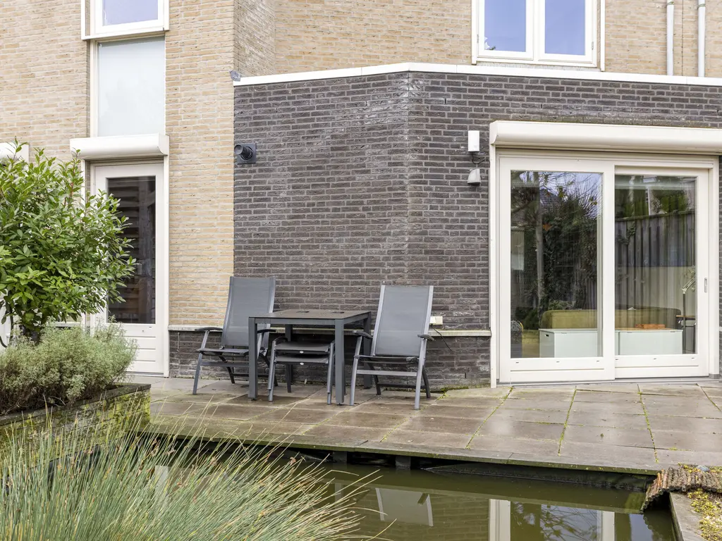 Van Zeylstraat 26, OUD-VOSSEMEER