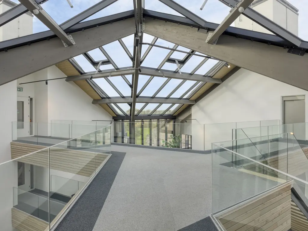 Oesterdam 25a, THOLEN