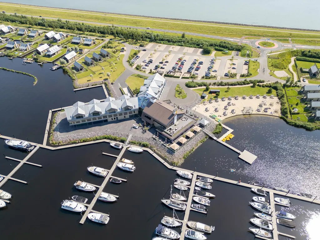 Oesterdam 25a, THOLEN