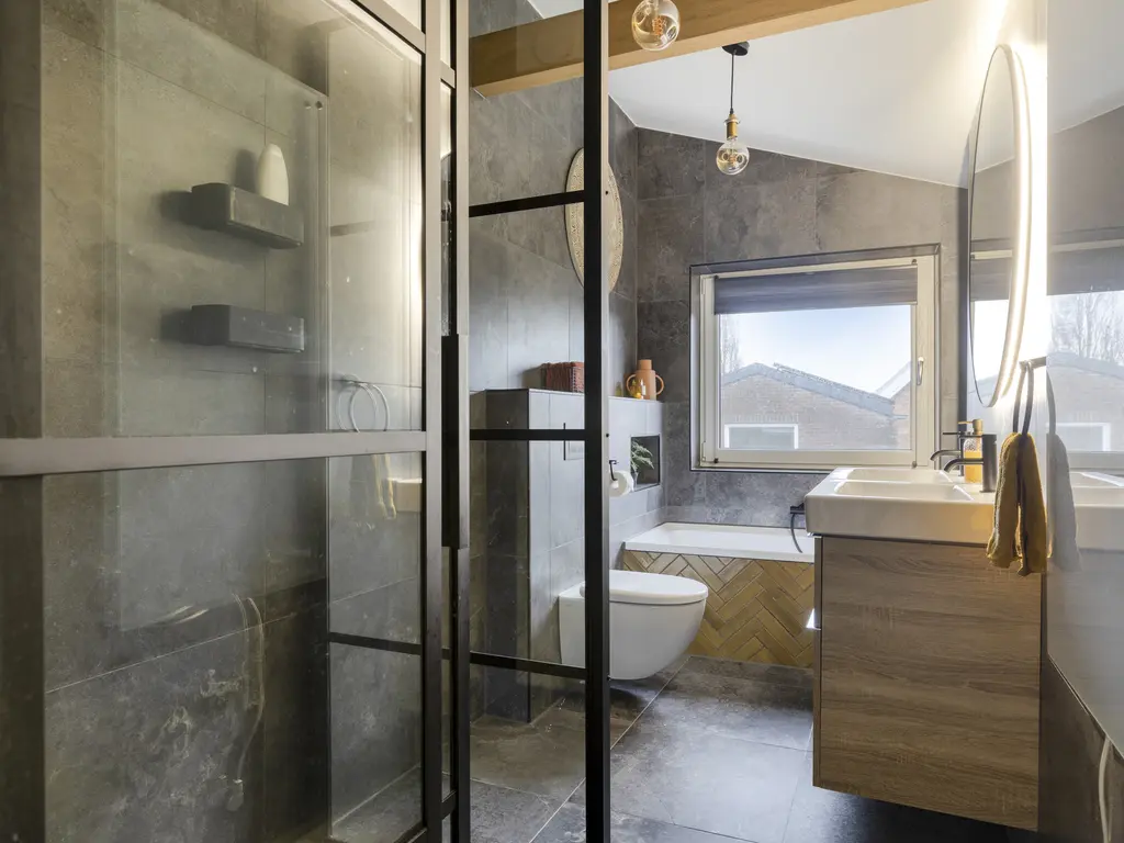 Kalisbuurt 66, OUD-VOSSEMEER