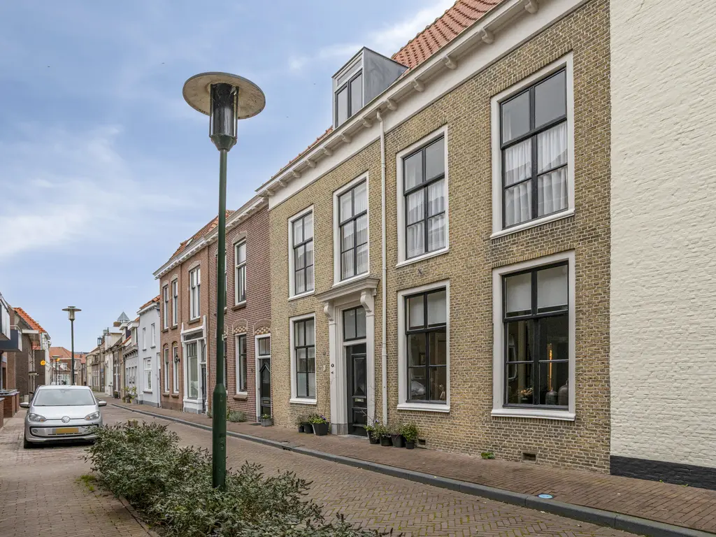 Dalemsestraat 16, THOLEN
