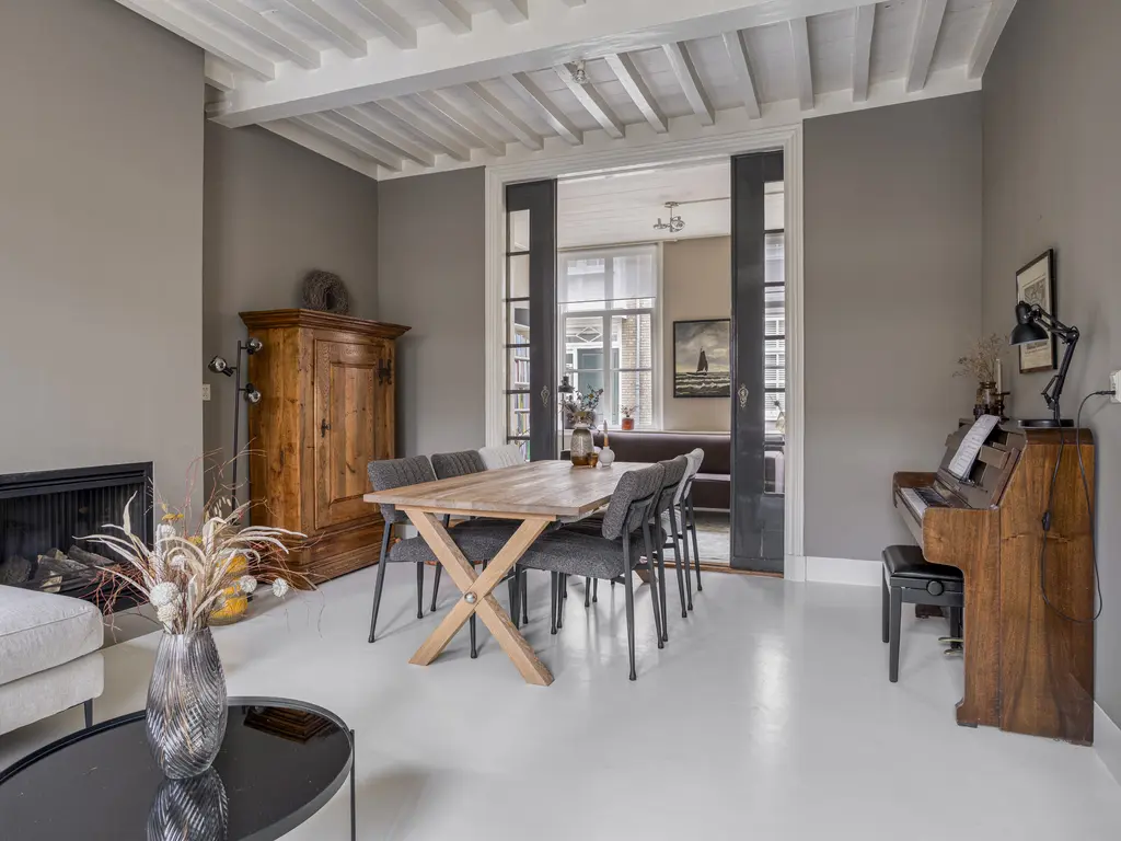 Dalemsestraat 16, THOLEN