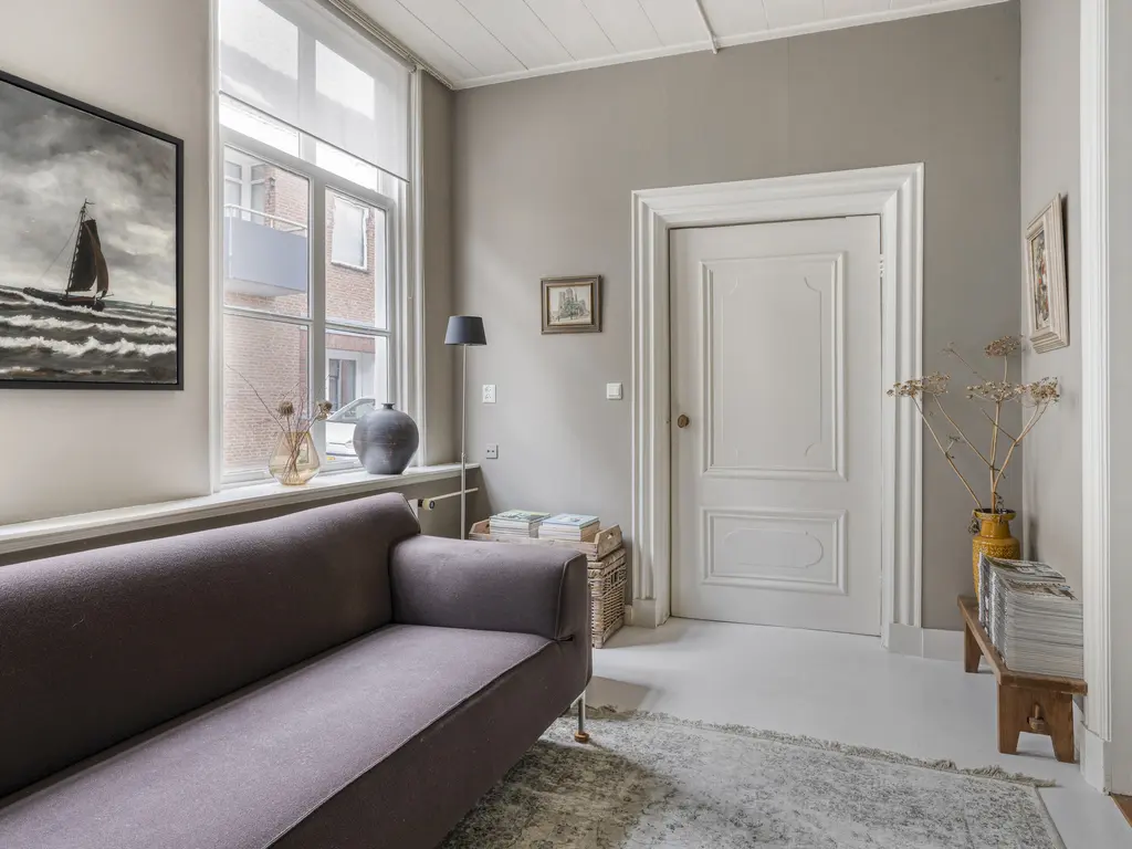 Dalemsestraat 16, THOLEN