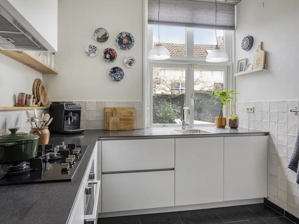 Dalemsestraat 16, THOLEN